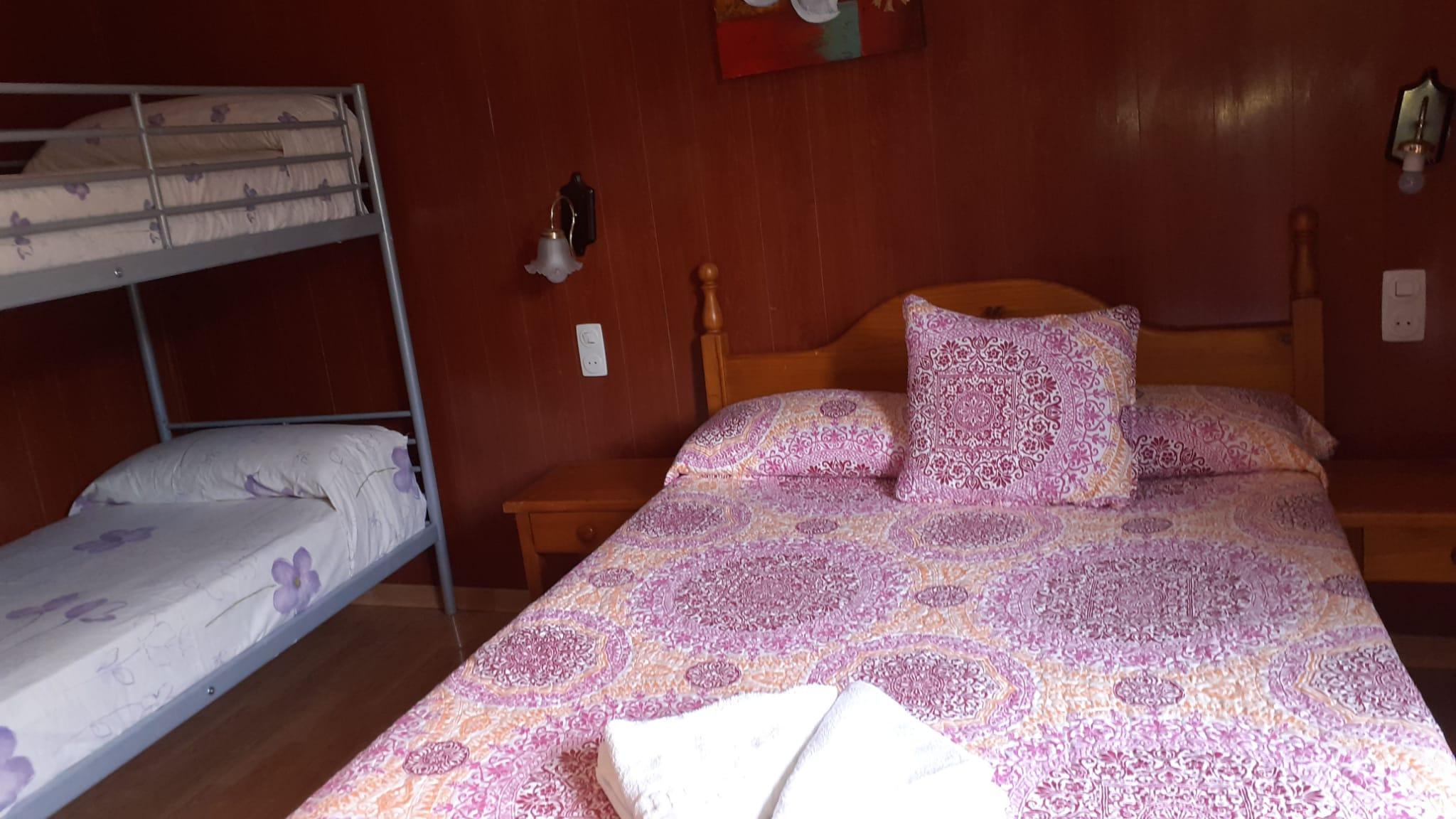 Hostal Porta De Nuria Ribes De Freser Ngoại thất bức ảnh