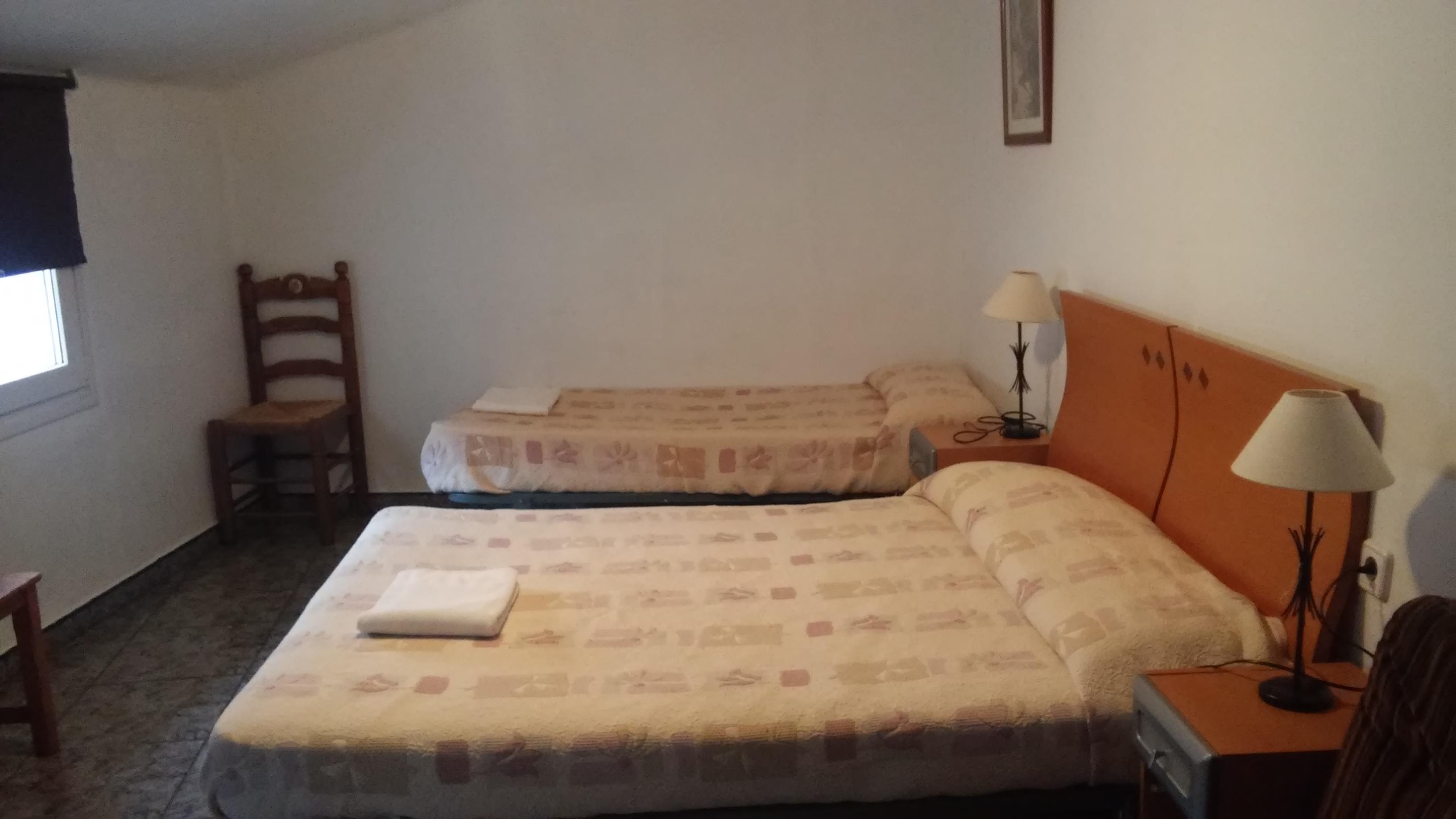 Hostal Porta De Nuria Ribes De Freser Ngoại thất bức ảnh