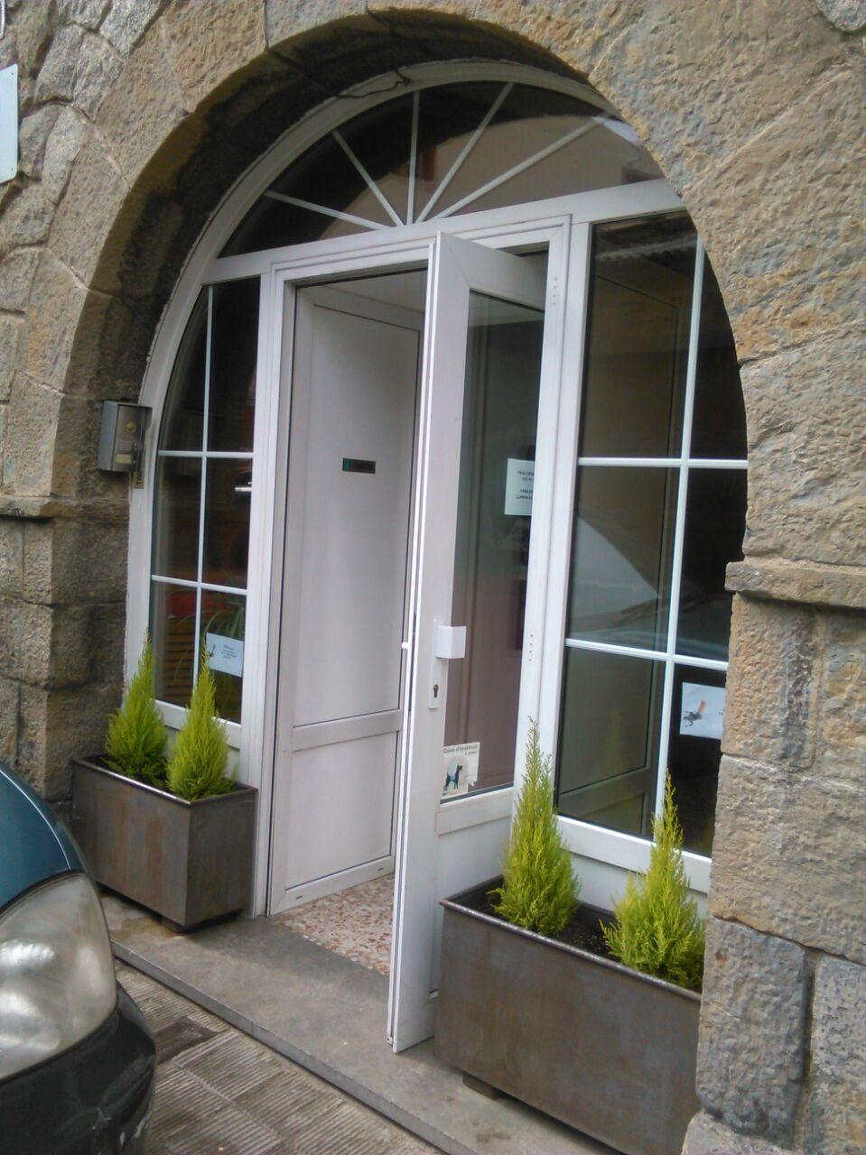 Hostal Porta De Nuria Ribes De Freser Ngoại thất bức ảnh