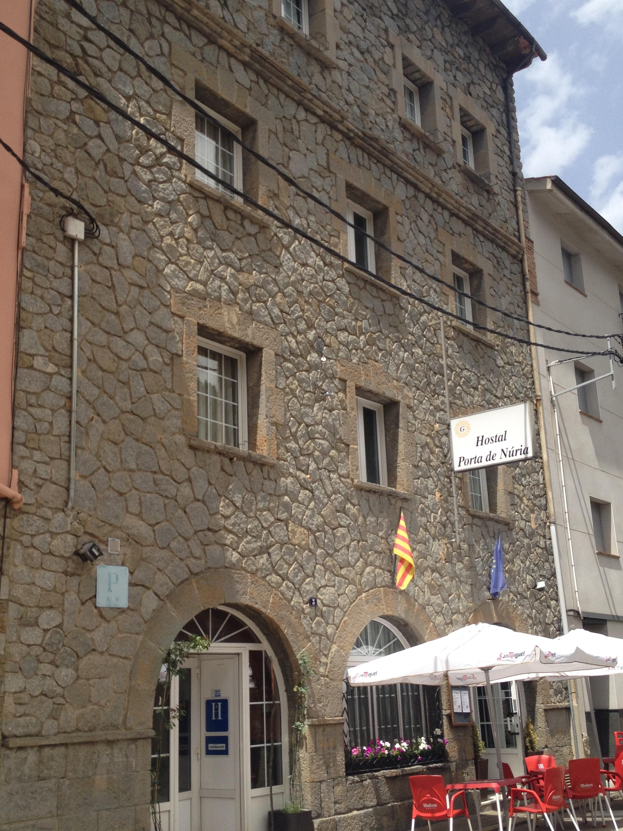 Hostal Porta De Nuria Ribes De Freser Ngoại thất bức ảnh