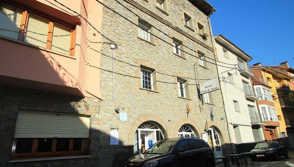 Hostal Porta De Nuria Ribes De Freser Ngoại thất bức ảnh
